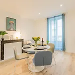 Aparthotel Urban 3*