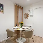 Aparthotel Urban