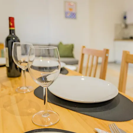Aparthotel Sebastopol - Hyper Centre - Wifi & Smart Tv 3*
