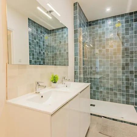 Sebastopol - Hyper Centre - Wifi & Smart Tv