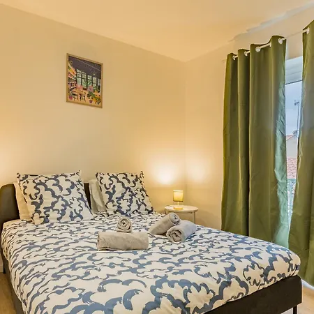 Sebastopol - Hyper Centre - Wifi & Smart Tv 3*