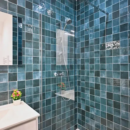Sebastopol - Hyper Centre - Wifi & Smart Tv 3*