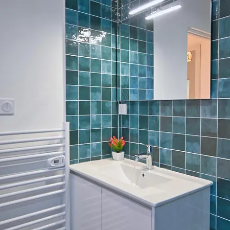 Sebastopol - Hyper Centre - Wifi & Smart Tv 3*