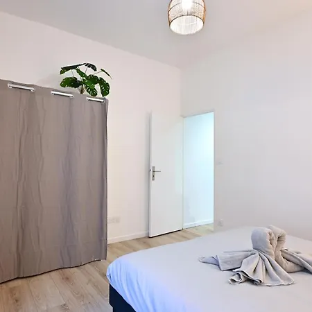 Apartmanhotel Sebastopol - Hyper Centre - Wifi & Smart Tv