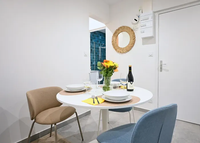 Urban Aparthotel