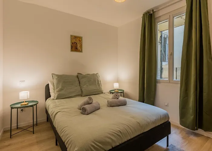 Aparthotel Urban